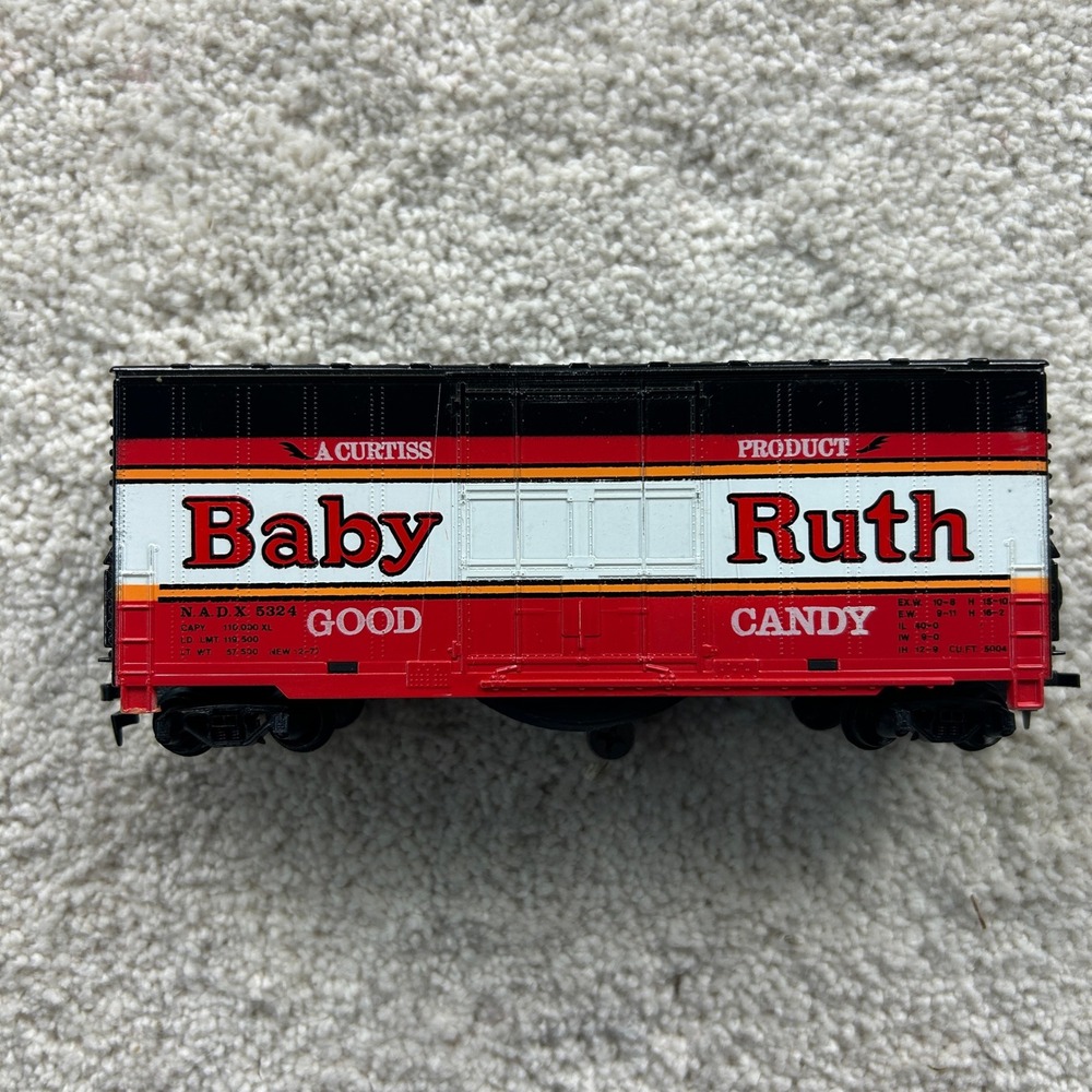 Tyco Baby Ruth NADX 5324 HO Scale Chug Chug Sound Boxcar Vintage Train